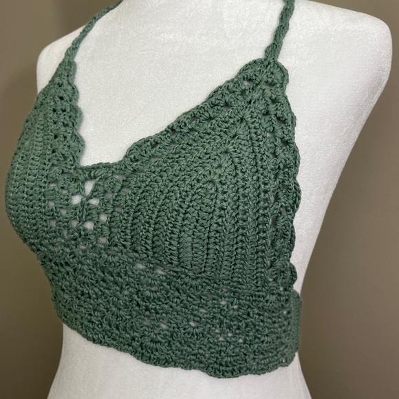 Crochet Crop Top - Picture 4 of 5